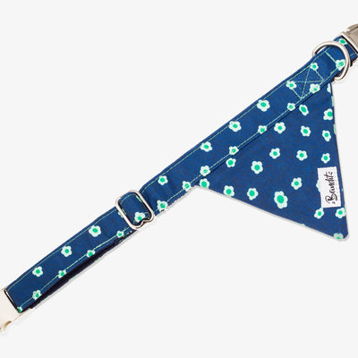 Bandana pour chien denim bleu brut à fleurs