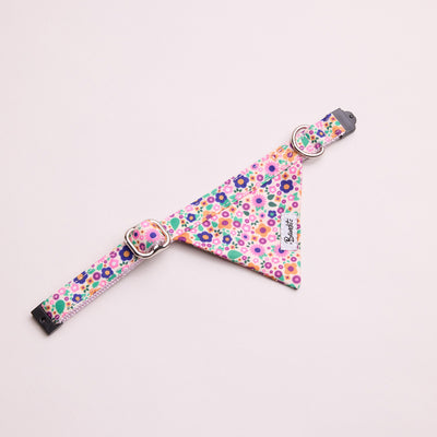 Bandana pour chat imprimé rose fleuri