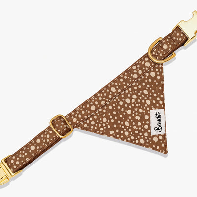 Bandana pour chien motif Faon (pois beige sur fond marron) French Bandit, vue produit sur fond blanc