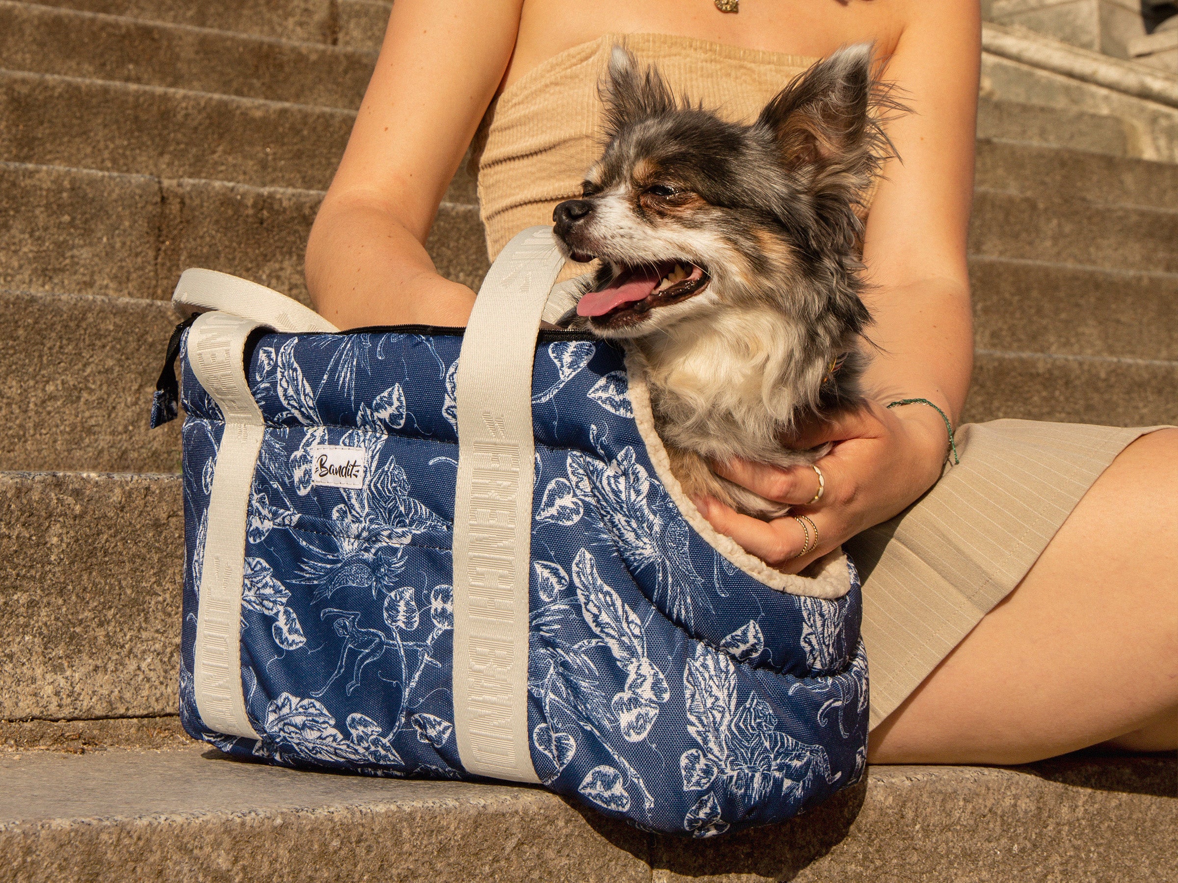 Sac pour chien, motif exotique