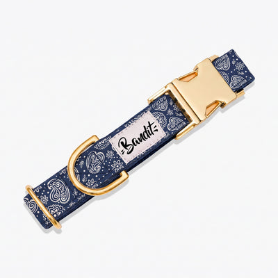 Collier pour chien motif Minuit (paisley bleu marine) French Bandit, vue produit sur fond blanc