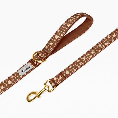 Laisse pour chien motif Faon (pois beige sur fond marron) Essentiel French Bandit, vue produit sur fond blanc